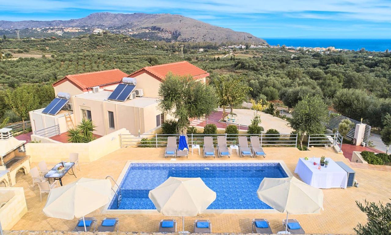 Aqua Blue Villas With Heated Pool Mathés Esterno foto