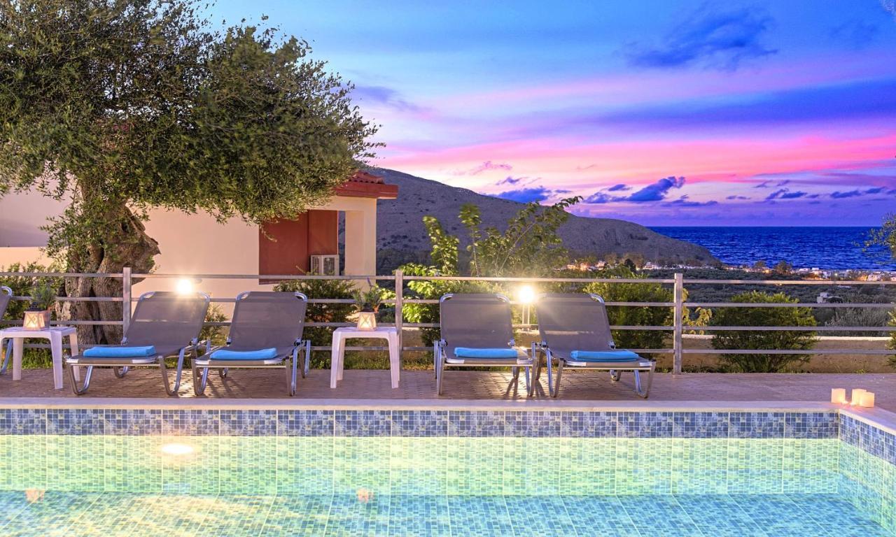 Aqua Blue Villas With Heated Pool Mathés Esterno foto