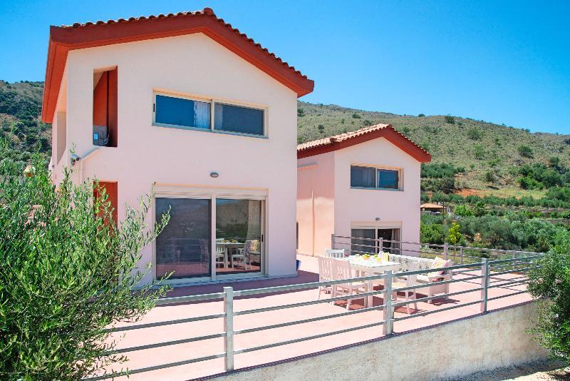 Aqua Blue Villas With Heated Pool Mathés Esterno foto